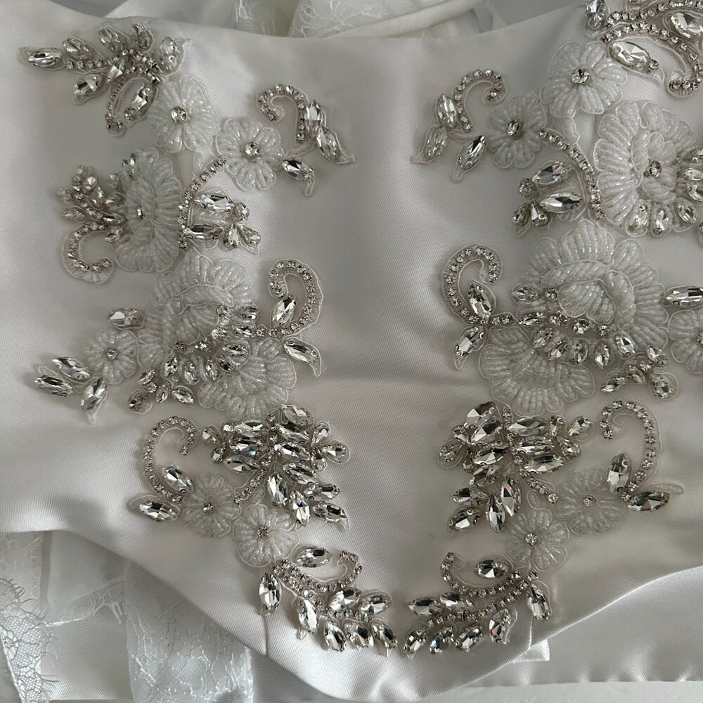 Everly Set - Picture 6 of 6